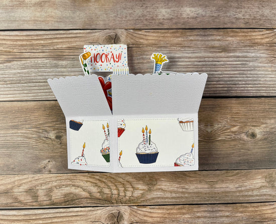 Tarjeta de Cumpleaños 3D Pop-Up Hecha a Mano | Única en su Clase